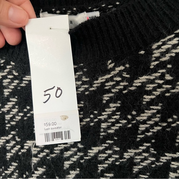 NWT Lush Houndstooth Crew Neck Sweater Medium Preppy Academia Office Career - Picture 4 of 11